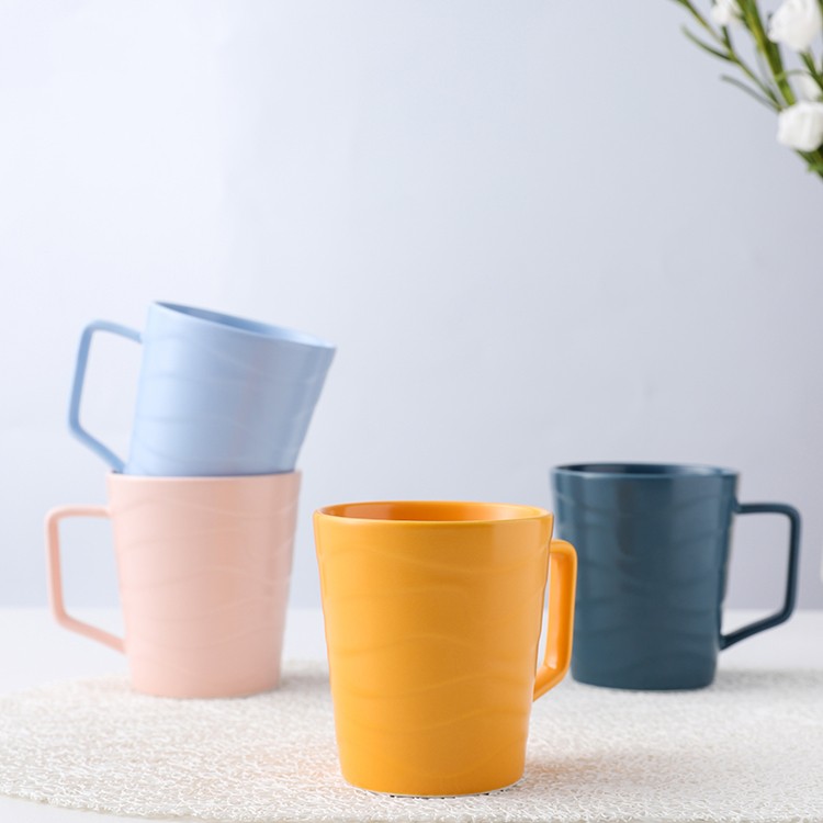 Wholesale price of various ceramic cups & mugs, customized design, color and packaging