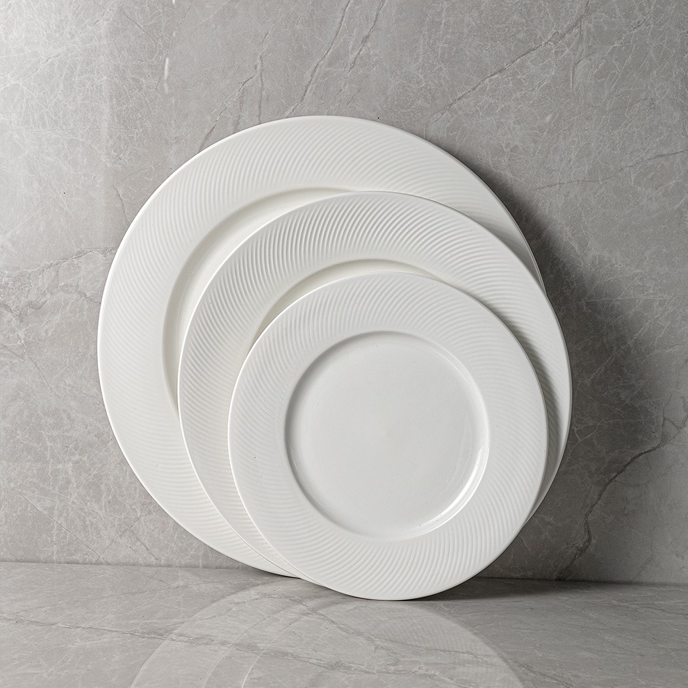 Factory price ceramic dinnerware, dinner plates of various crafts