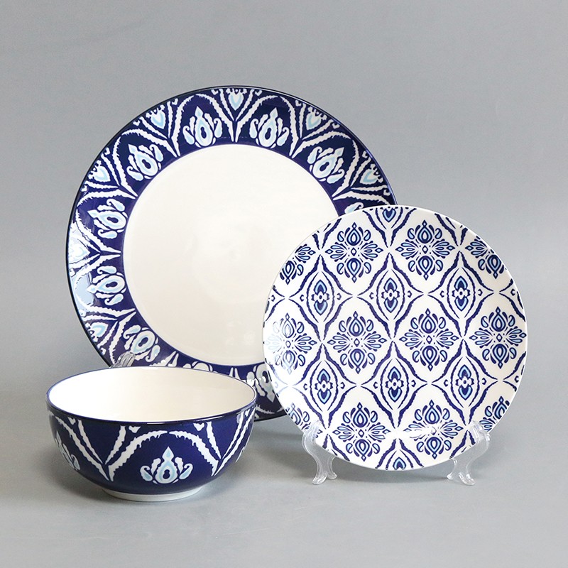 Wholesale high-quality 12 pieces ceramic tableware OEM ODM blue decal design ceramic dinnerware set 