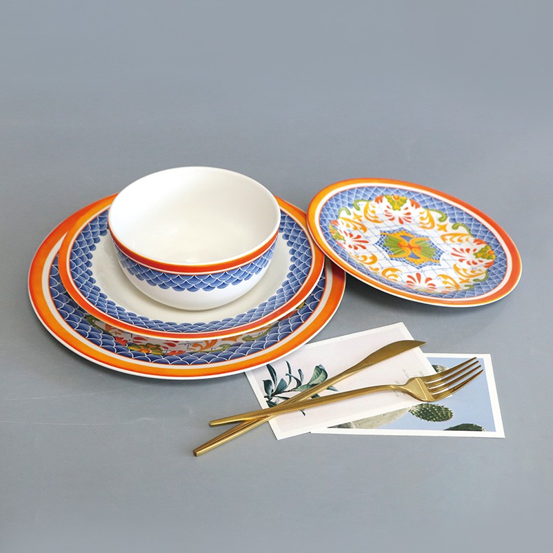 High Quality Customize Ceramic Plates and Bowls Dinner Set Porcelain Tableware Dining Plates 